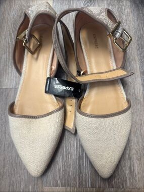 Express Women's Beige Pointed-Toe Ankle-Strap Flats size 10